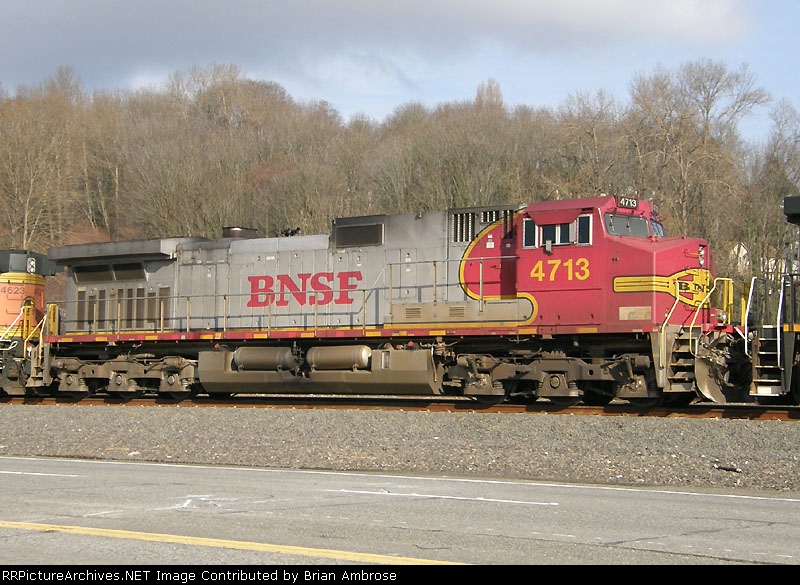 BNSF 4713